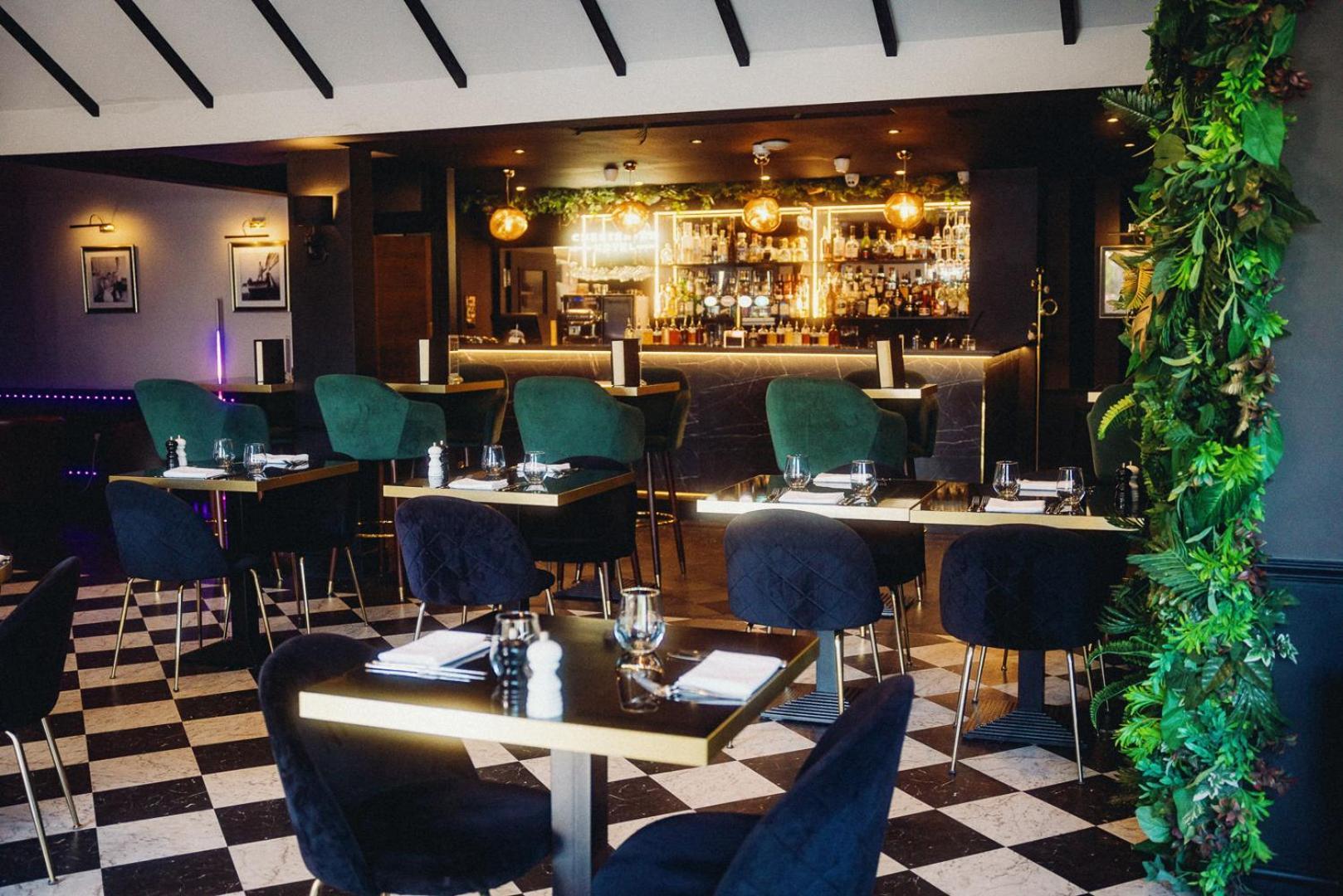 The Chesterton Hotel Bicester Exteriör bild